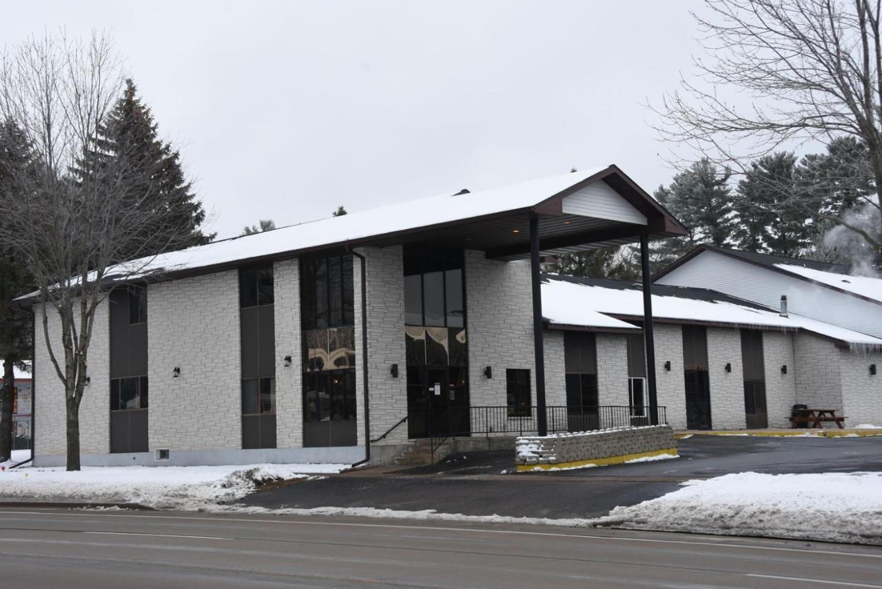Woodside Dells Hotel & Suites Wisconsin Dells Dış mekan fotoğraf